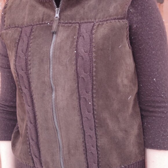 Beautiful  Vintage Chocolate Brown Front Leather Vest Size small, back and trim - Picture 13 of 13